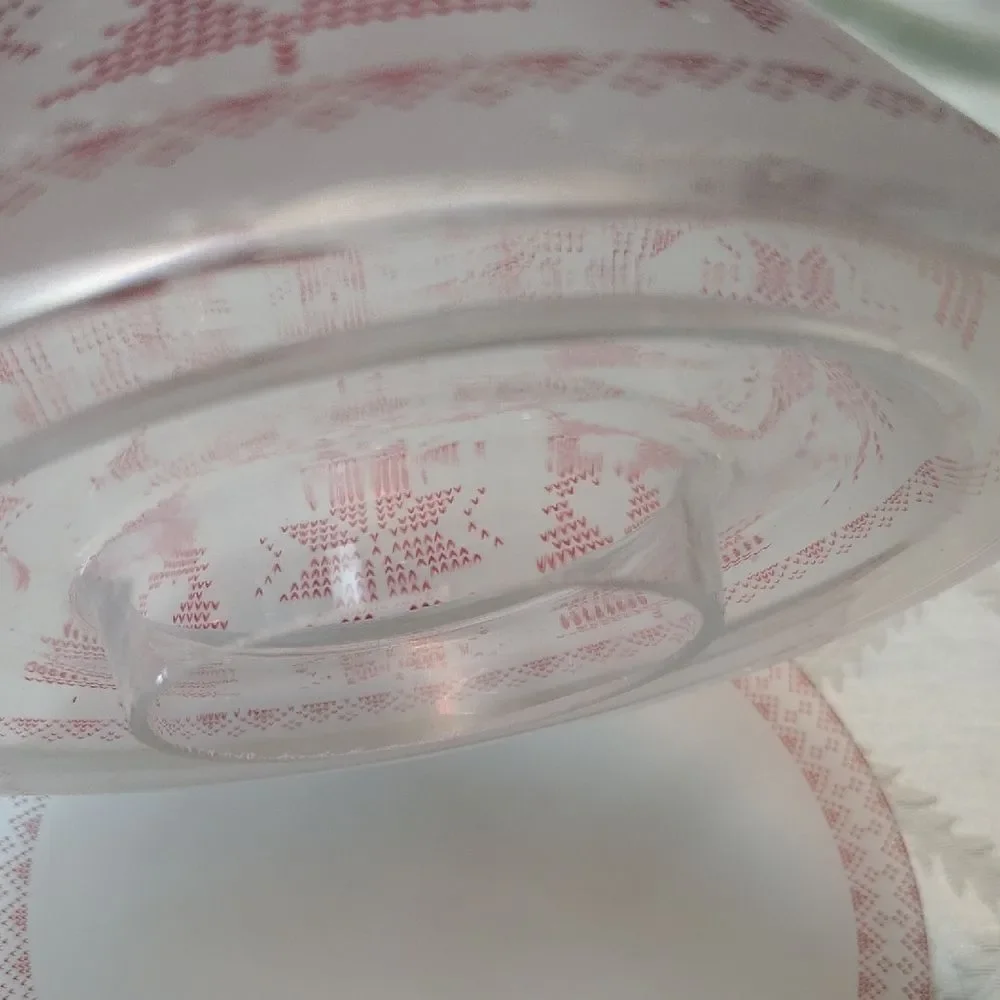 Festive Red and White Glass Shade with Plate. Y1